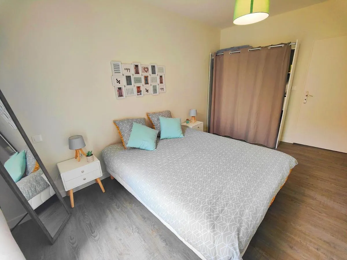 Agreable T2 Neuf -Le Dome- Apartment Riom 0*,  France