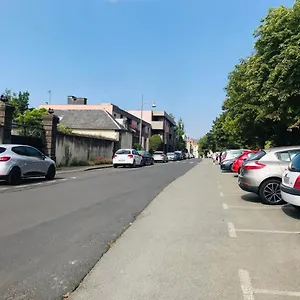 Location F1 Neuf Centre Historique Apartamento
